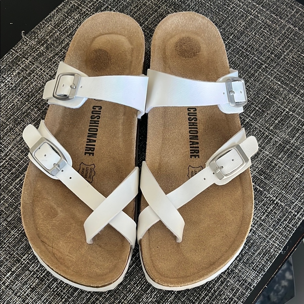 Cushionaire White Sandals with Buckles